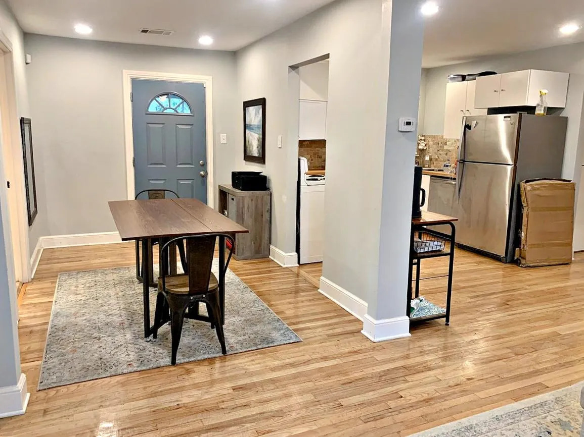 Main property photo